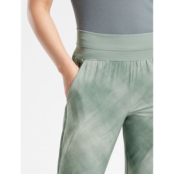 Athleta Nolita Slim Tapered Printed Crop Pant Plus Size 18 Green NWOT - Picture 2 of 6